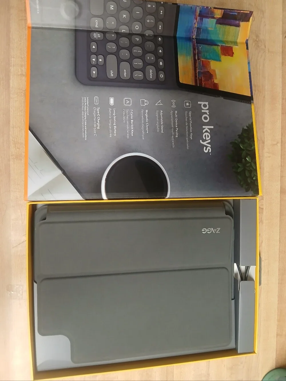 New In BoxPro Keys Detachable Keyboard & Case — Gray